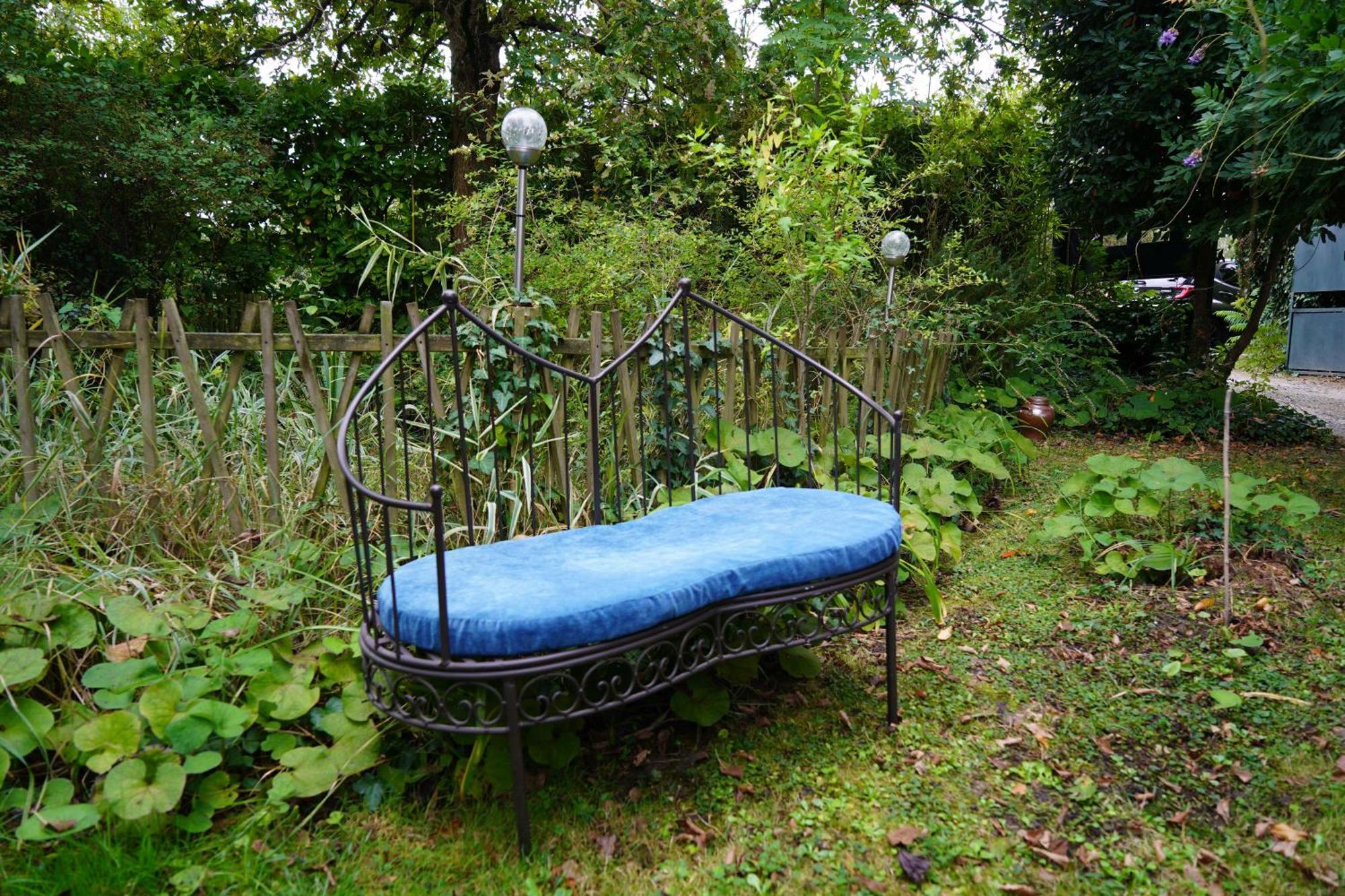 Maison Du Bleu *